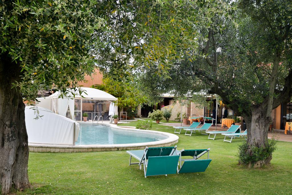 Hotel Saturno Fonte Pura Saturnia Exterior foto